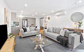 Pier Point 404- Luxe On Geelong Waterfront, 2 Bdrm